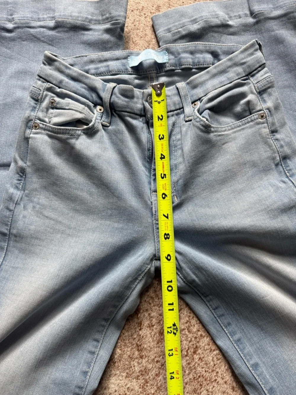 Light Wash 7 for all mankind Dojos - Picture 3 of 7